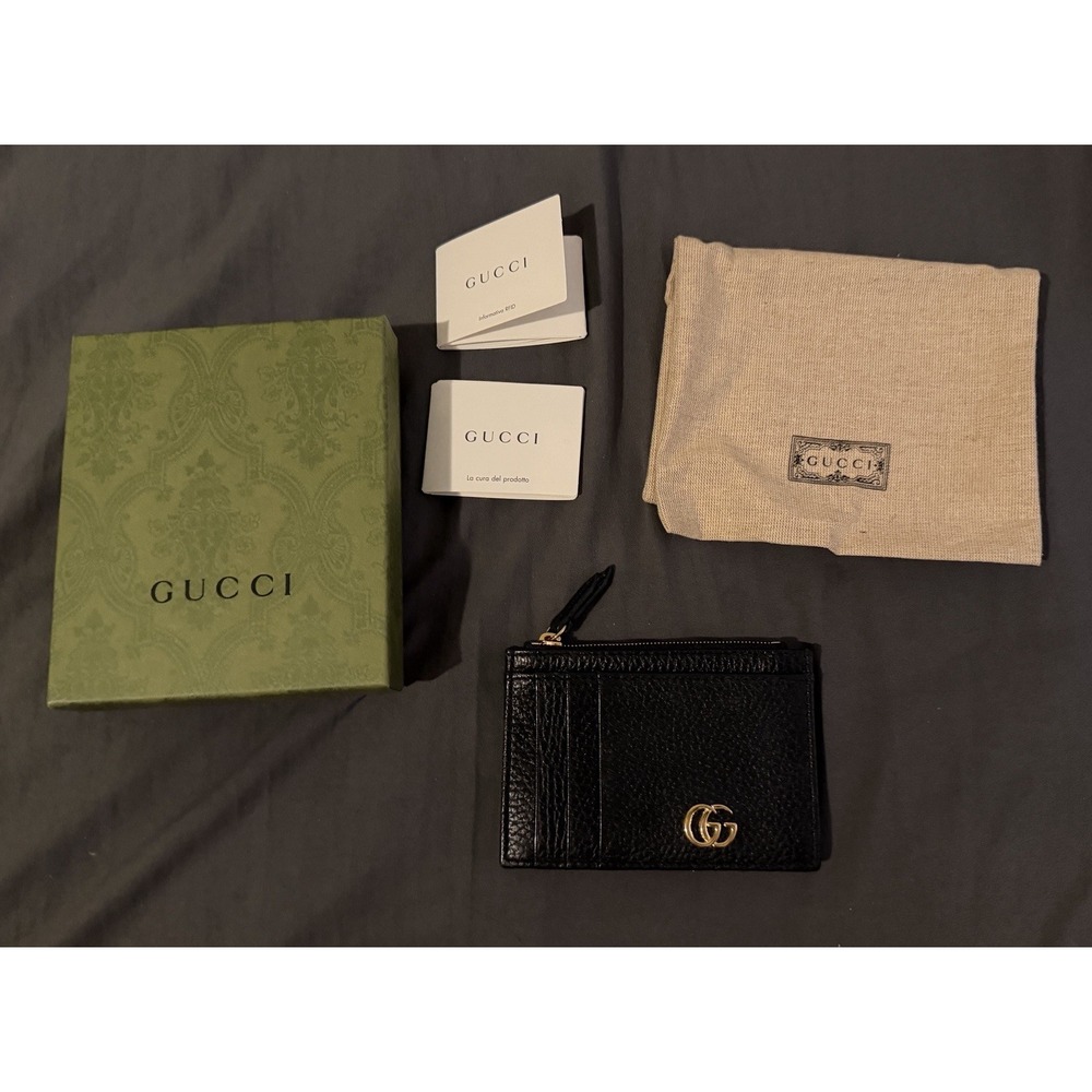 Gucci GG Marmont Pebbled Leather Card Holder Wallet